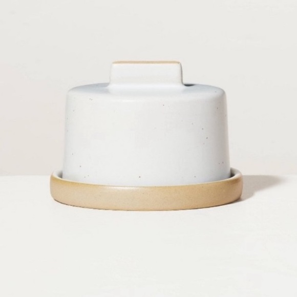 Hearth & Hand Kitchen Rare Hearth Hand Round Stoneware Butter Dish